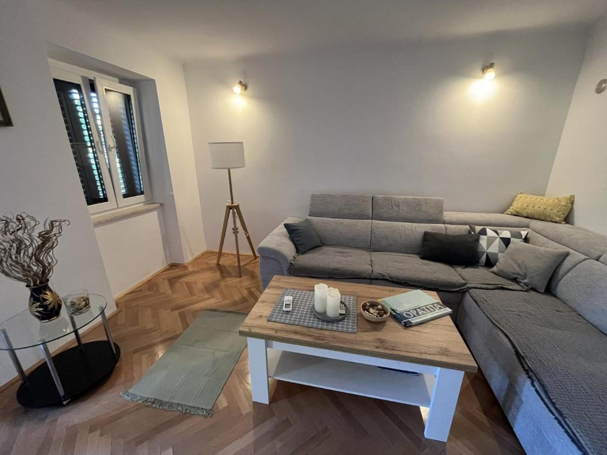 Apartment Hermes Lovran Exterior photo